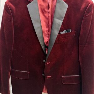 Burgundy Velvet Tuxedo Blazer with Black Satin Lapels